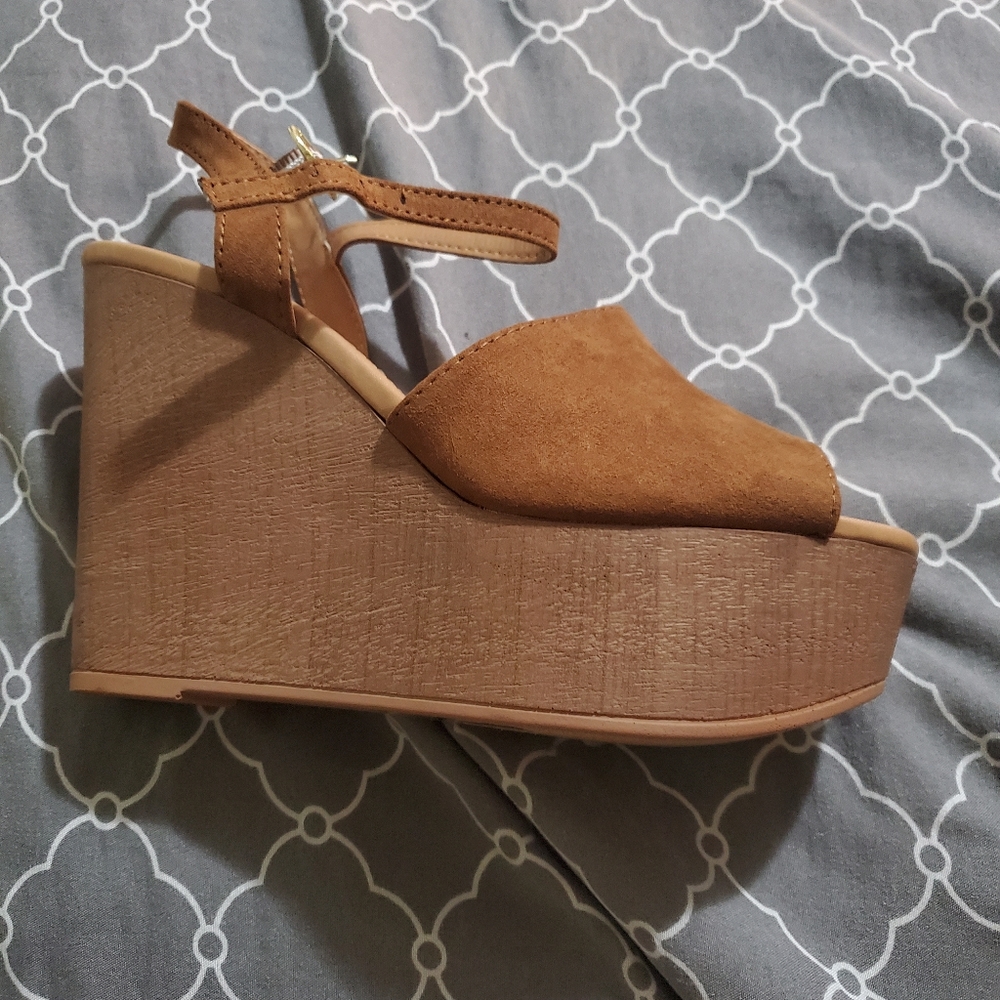 Brown wedges